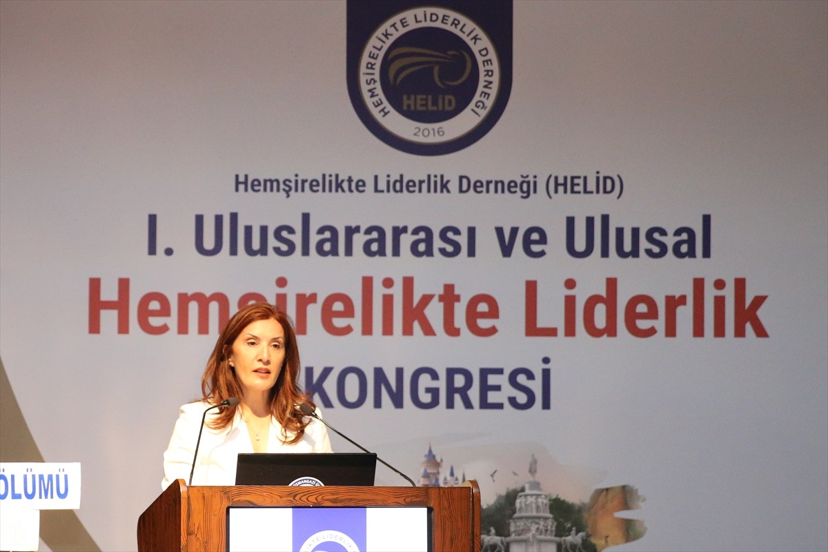 Eskişehir'de Uluslararası Hemşirelikte Liderlik Kongresi Başladı