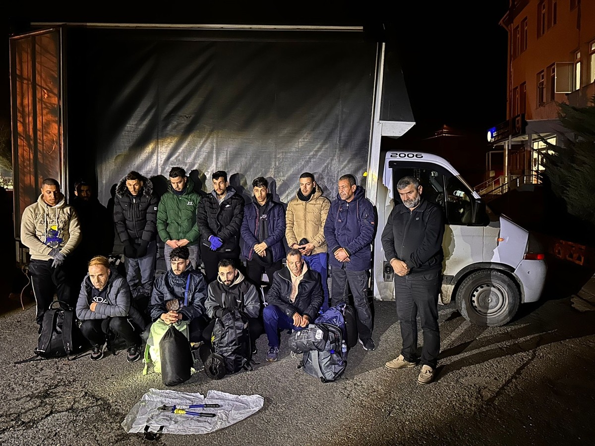 Tekirdağ'da 28 Düzensiz Göçmen Yakalandı