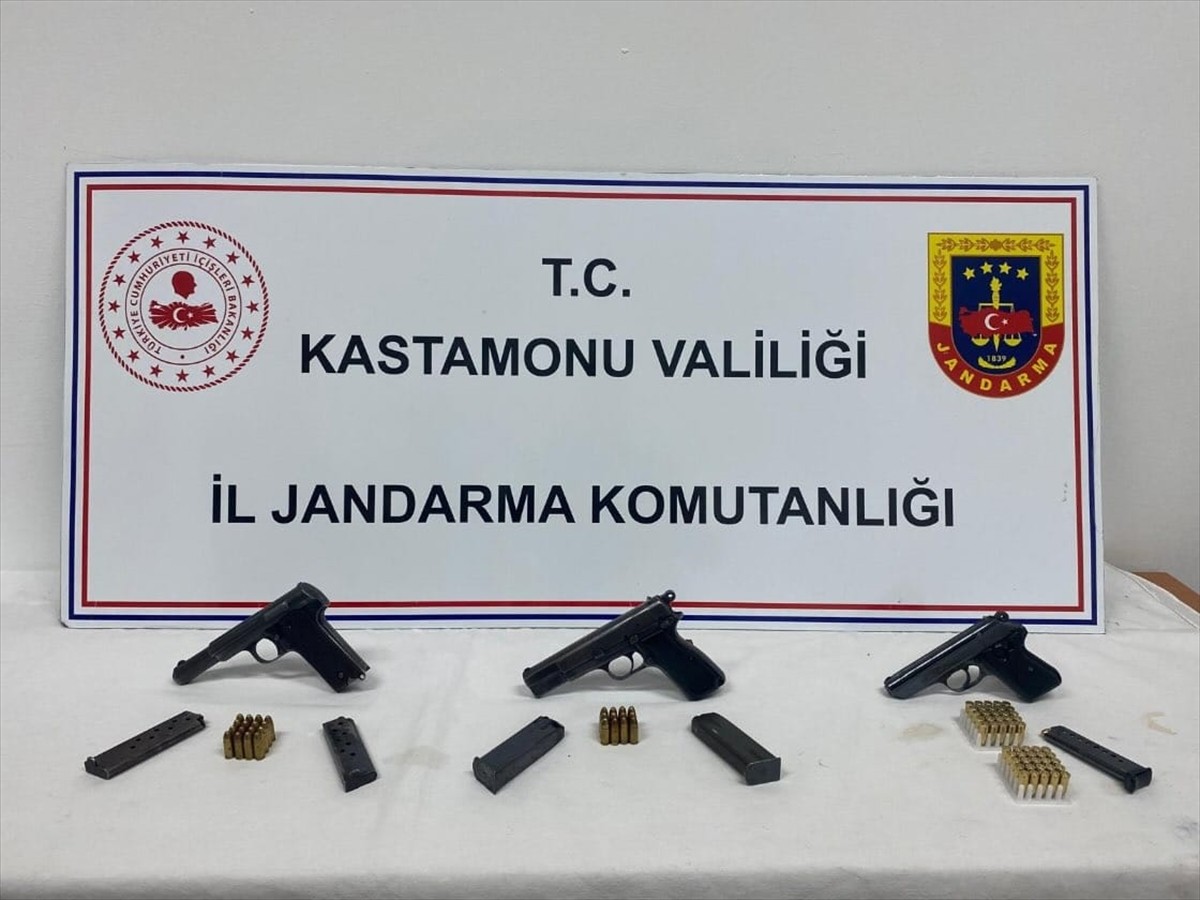 Kastamonu'da Silah Kaçakçılığına Operasyon