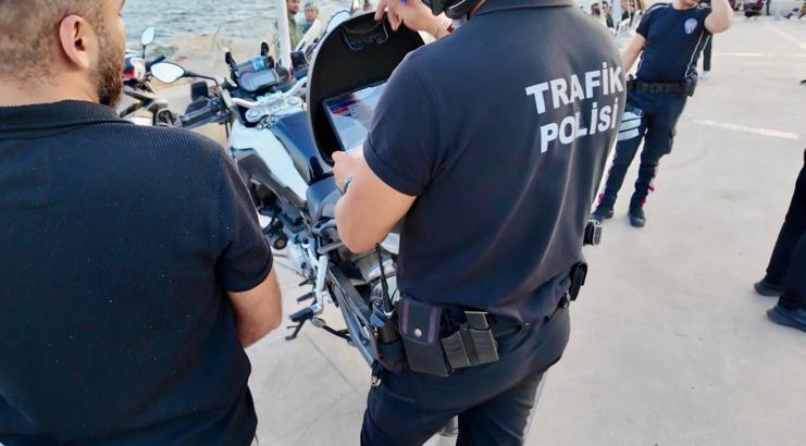 Mersin – Trafiğe kapalı alanda motosiklet kullanan sürücülere ceza