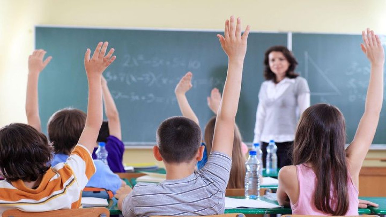 Öğretmenlerin Kurs Açması İçin Gerekli Eğitimler Nelerdir?