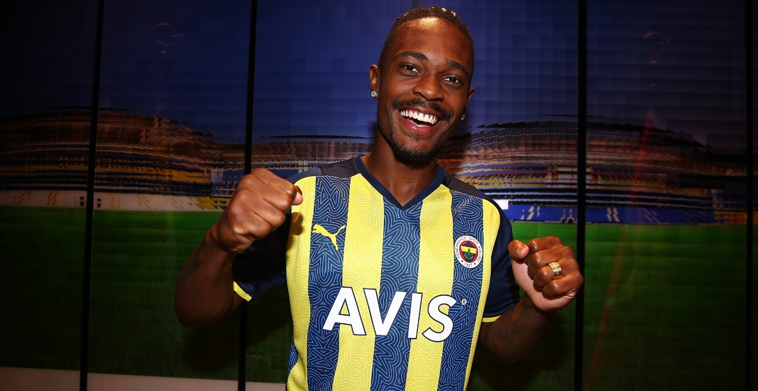Fenerbahçe iki yıldızla yollarını ayırıyor: Devre arası kadrodan çıkacaklar