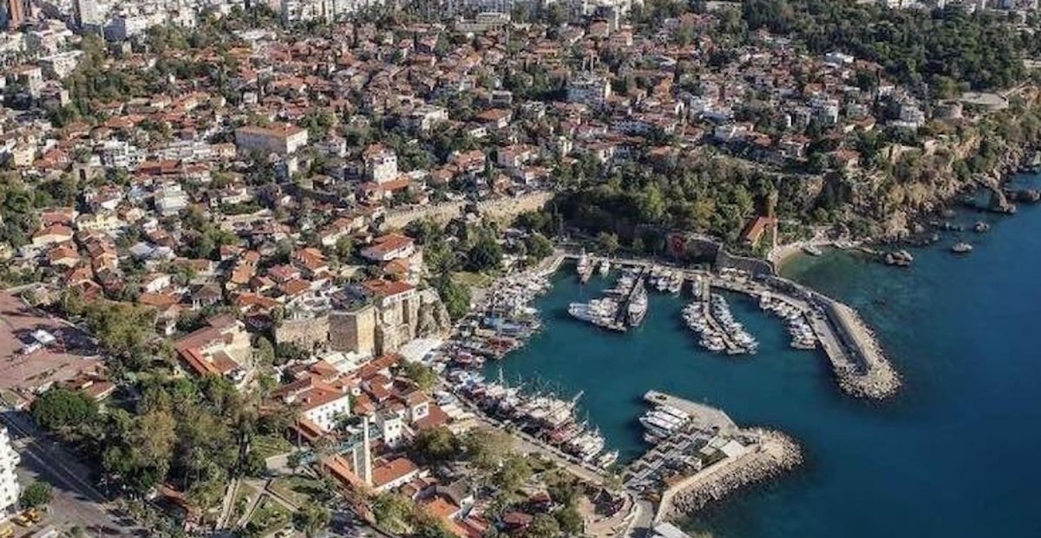 Yüksek kiralar yabancıları da kaçırdı: Antalya'dan kaçan kaçana