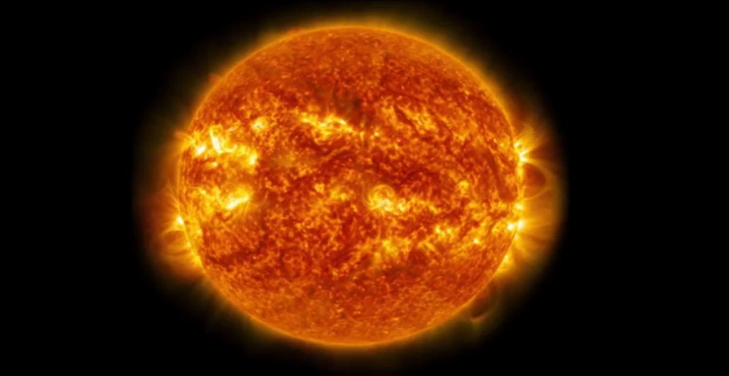 NASA, Güneş'teki büyük patlamanın görüntüsünü paylaştı