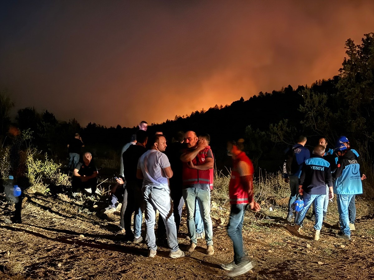 Çankırı'da Orman Yangınına Hızla Müdahale Ediliyor