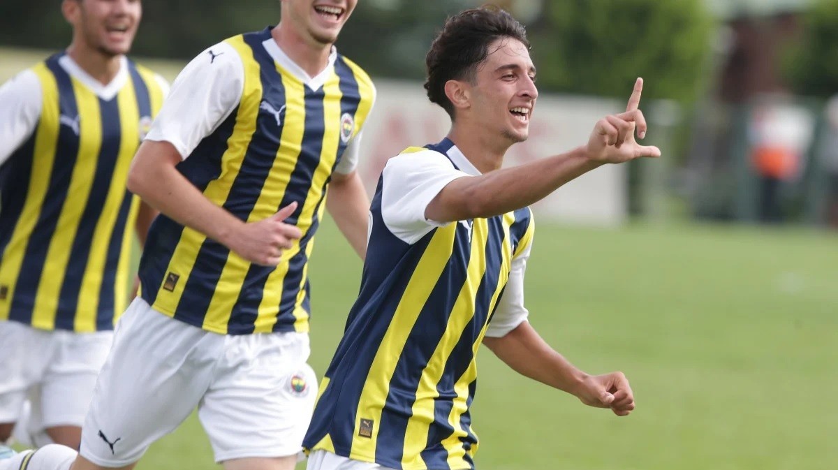 Real Madrid şimdide Fenerbahçe'nin genç yıldızını radarına aldı