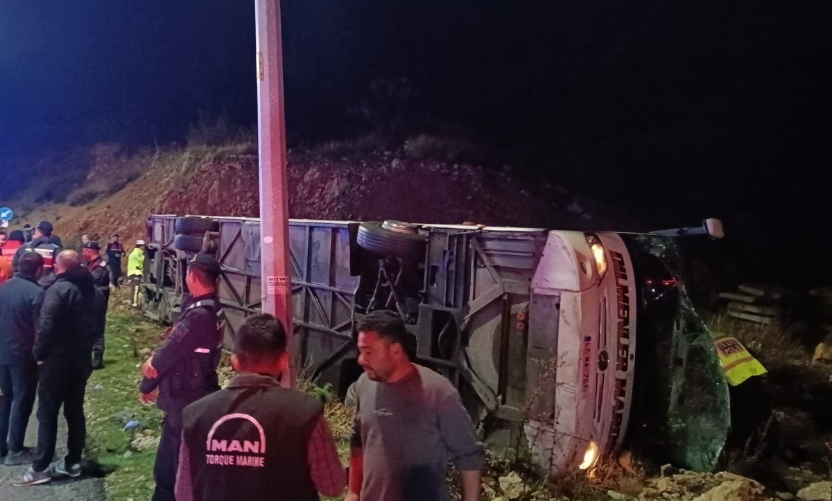 Mersin'de katliam gibi kaza 9 ölü, onlarca yaralı