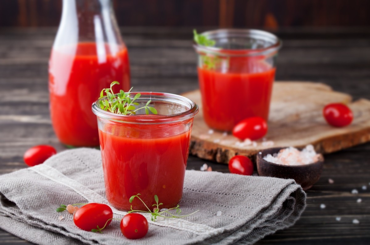 Domates suyu tifo hastalığa karşı dur diyecek