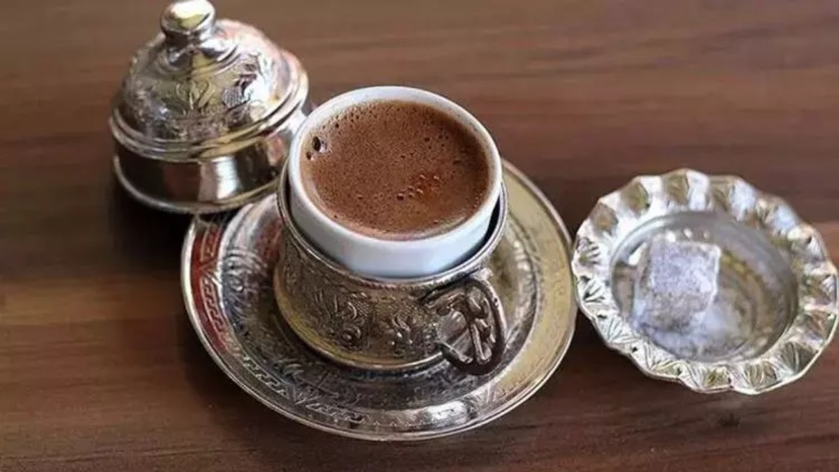 Pekmezli Türk kahvesi