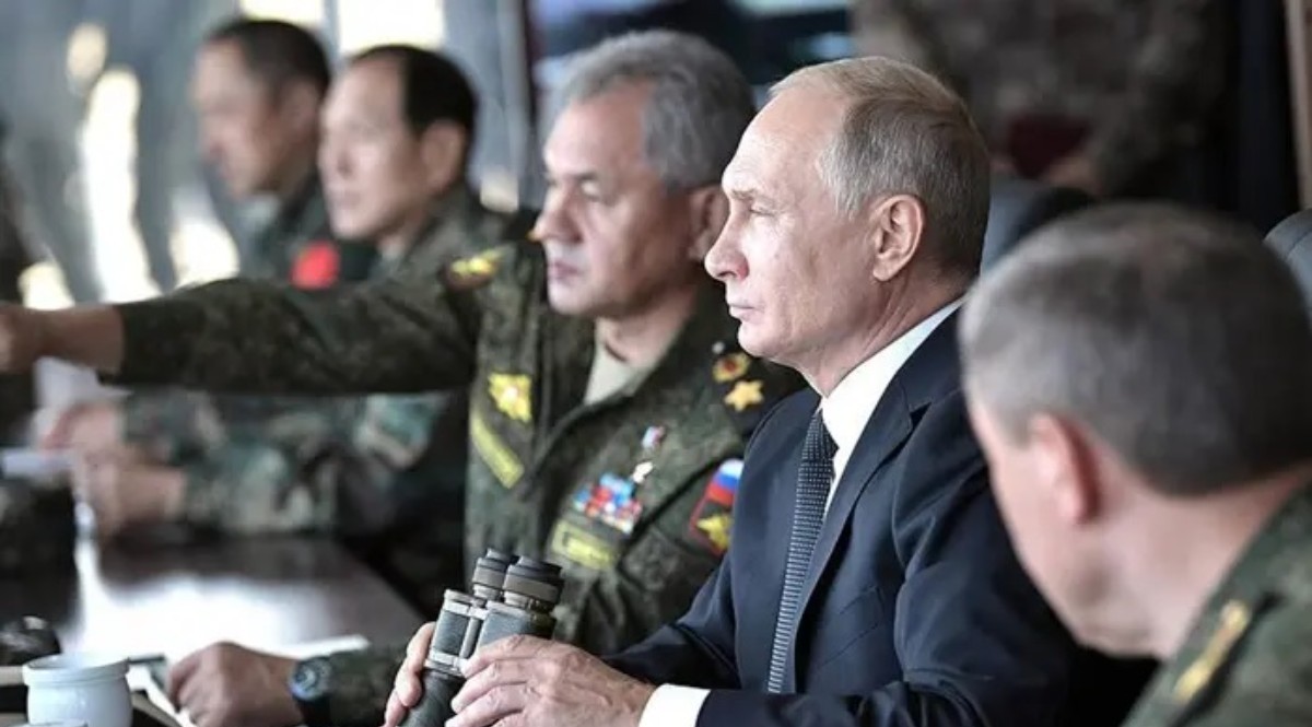 Rusya'da yeni kabine belli oldu Putin'den flaş atamalar