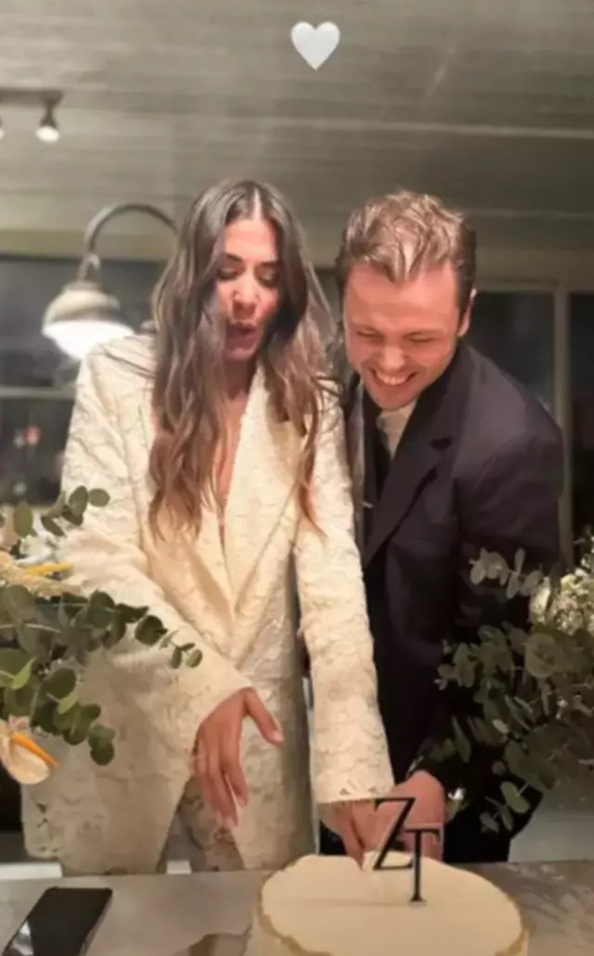 Tolga Sarıtaş ve Zeynep Mayısruk'un düğün tarihi belli oldu