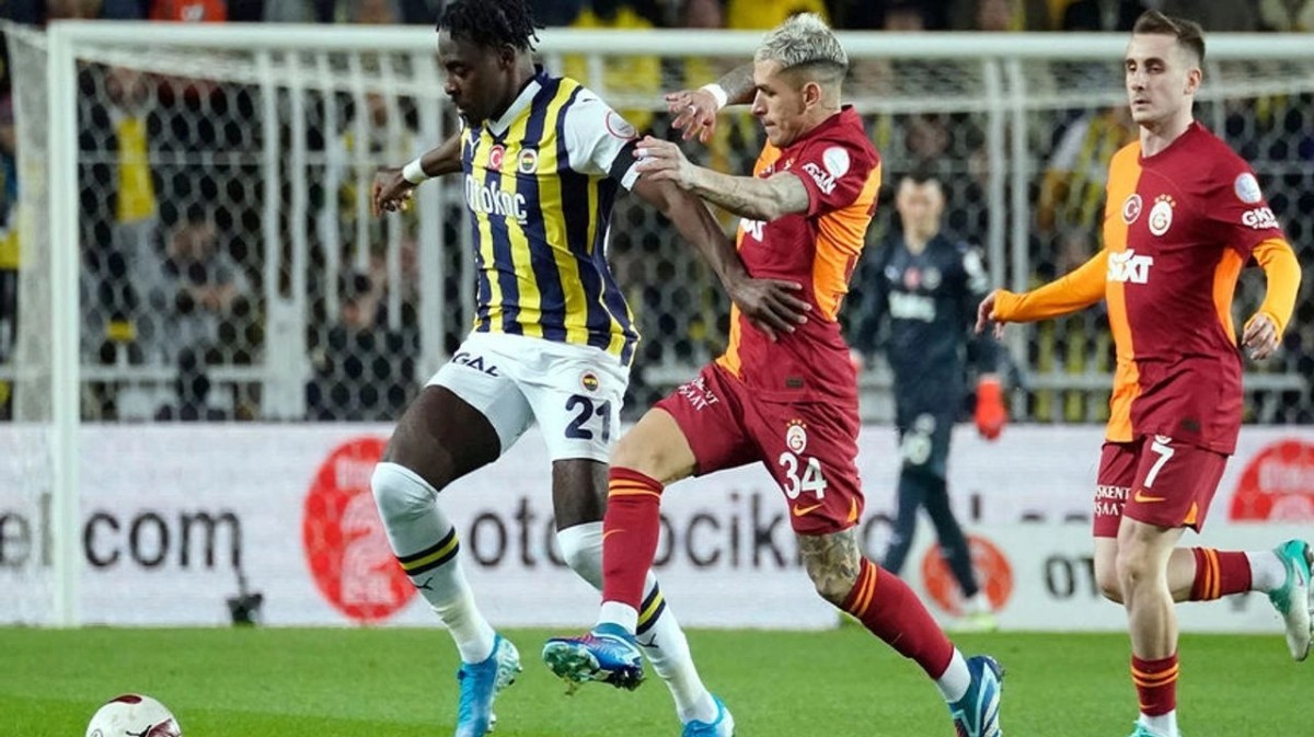 Fenerbahçe dev derbide bir ilke imza attı