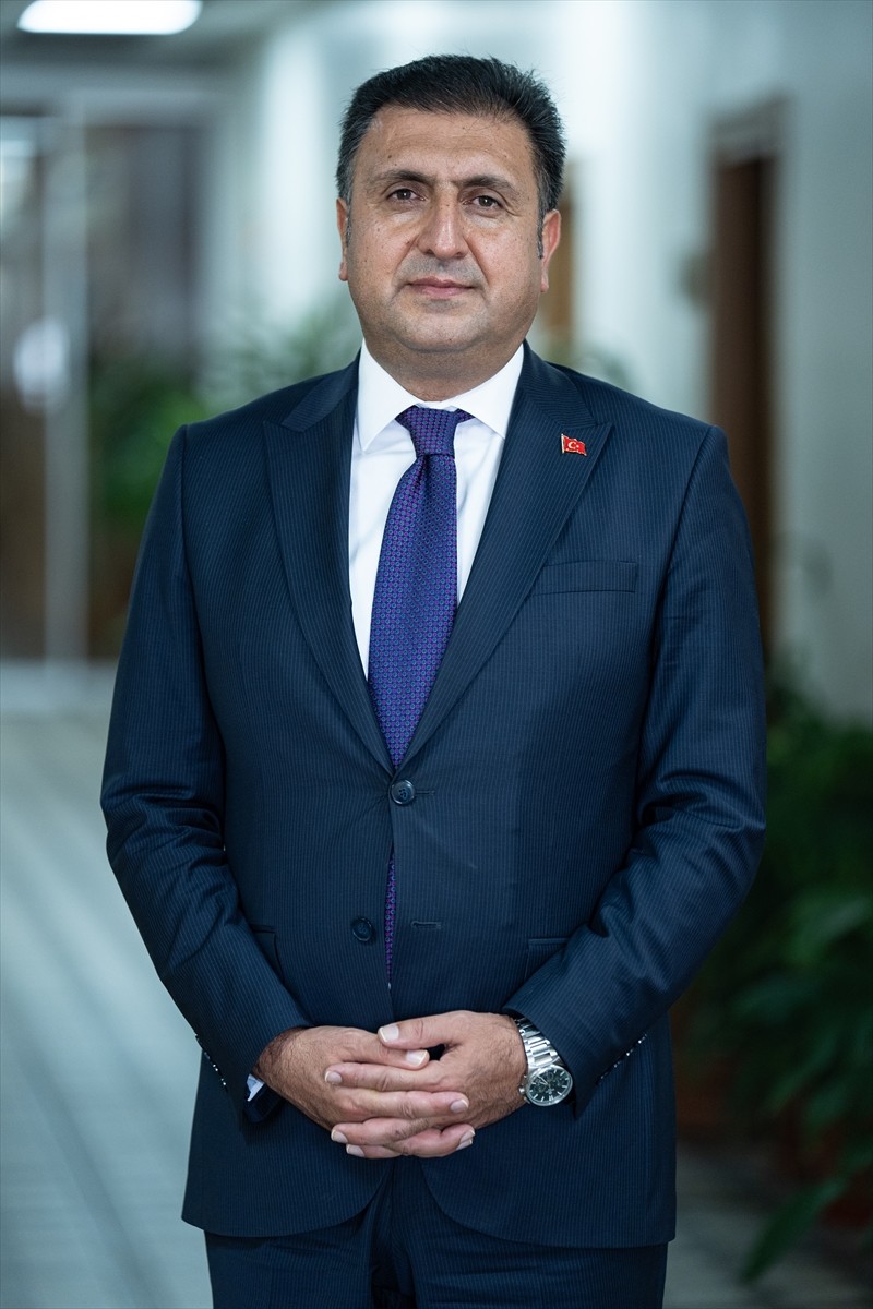 Yeni eğitim öğretim yılının başlaması için geri sayım sürerken, İstanbul'daki okullarda bakım...