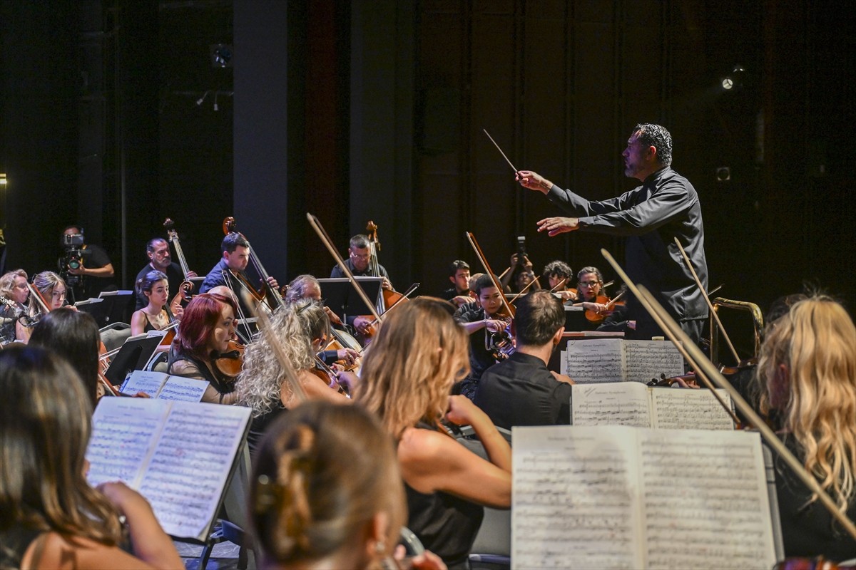 Kolombiya ile Türkiye arasındaki diplomatik ilişkiler, Kolombiya'nın Ankara Büyükelçiliğince...
