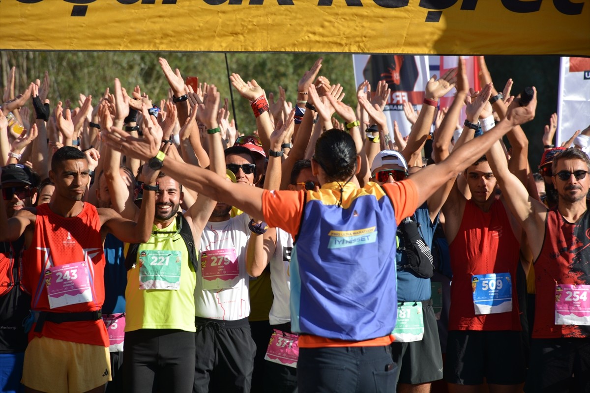 Afyonkarahisar'da 9 ülkeden 850 sporcunun katılımıyla gerçekleştirilen Arnica 10. Frig Ultra...