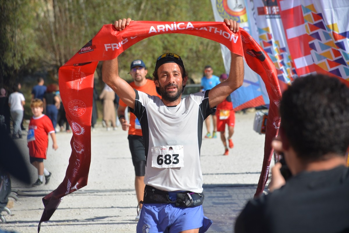 Afyonkarahisar'da 9 ülkeden 850 sporcunun katılımıyla gerçekleştirilen Arnica 10. Frig Ultra...