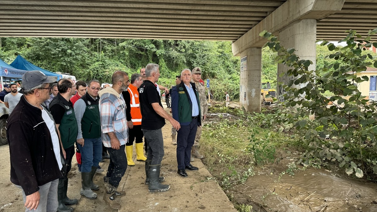 Trabzon Valisi Aziz Yıldırım, dün akşam saatlerinde etkili olan sağanağın ardından taşkın ve...