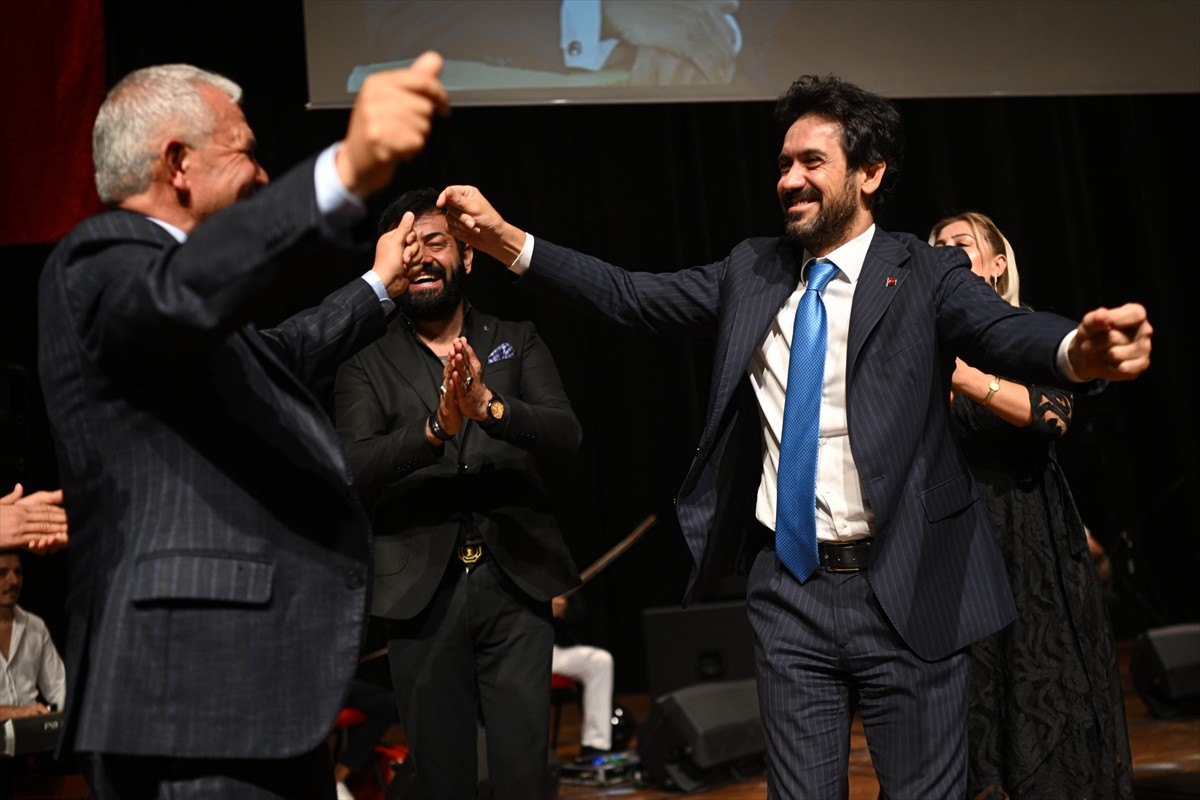 Yaşadığı sağlık sorunları nedeniyle bir süredir tedavi gören ve "Ankaralı Turgut" olarak bilinen...