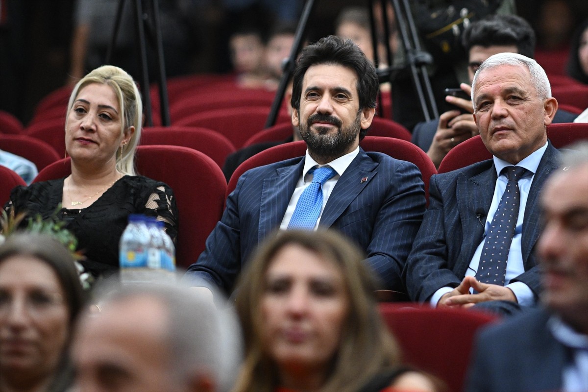 Yaşadığı sağlık sorunları nedeniyle bir süredir tedavi gören ve "Ankaralı Turgut" olarak bilinen...