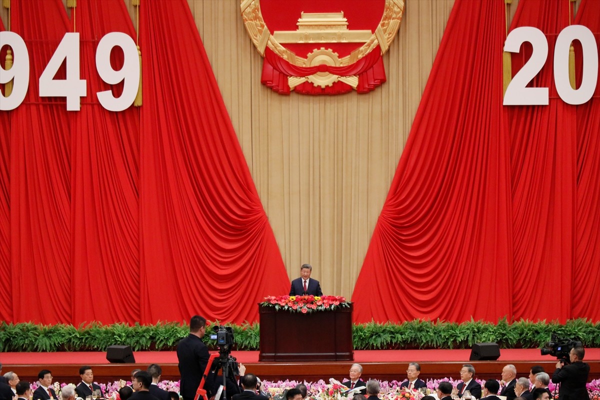 Çin'de Halk Cumhuriyeti'nin kuruluşunun 75. yılı kutlanıyor. 1 Ekim'de kutlanan Ulusal Gün...