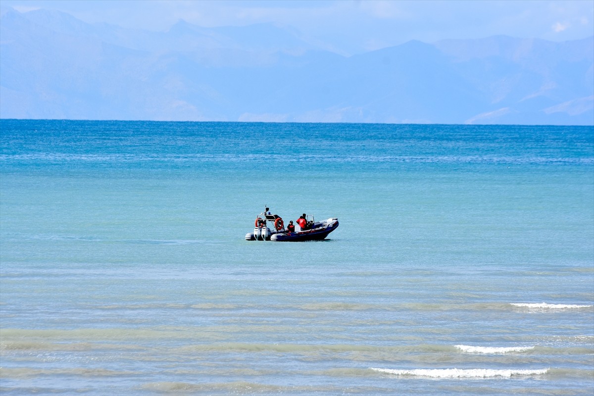 Van'da 27 Eylül Cuma gününden bu yana kendisinden haber alınamayan üniversite öğrencisi Rojin...