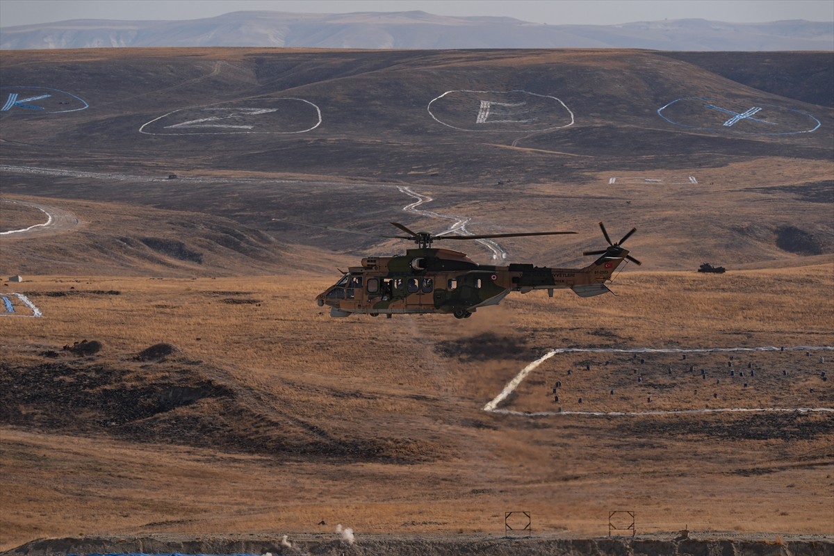 Türk Silahlı Kuvvetlerinin (TSK) ateş gücünün sergilendiği "Ateş Serbest- 2024" faaliyetinde...