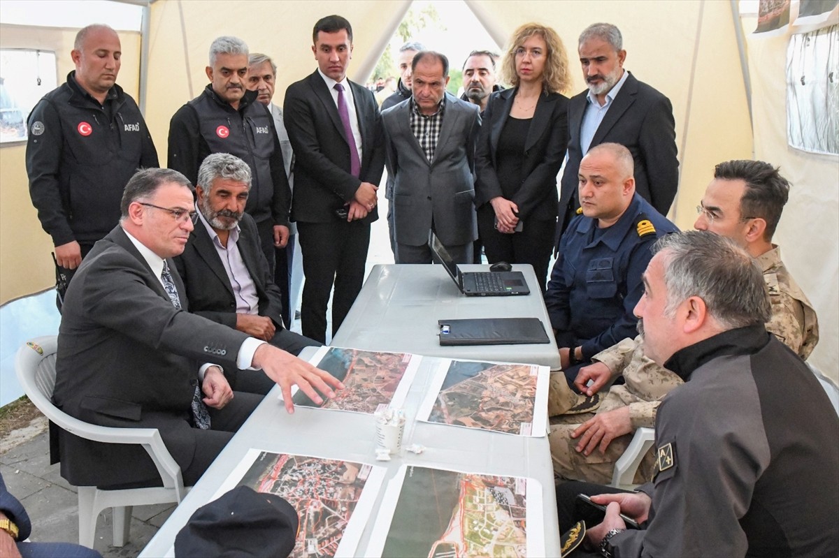 Van Valisi Ozan Balcı, 27 Eylül'den bu yana kendisinden haber alınamayan üniversite öğrencisi...