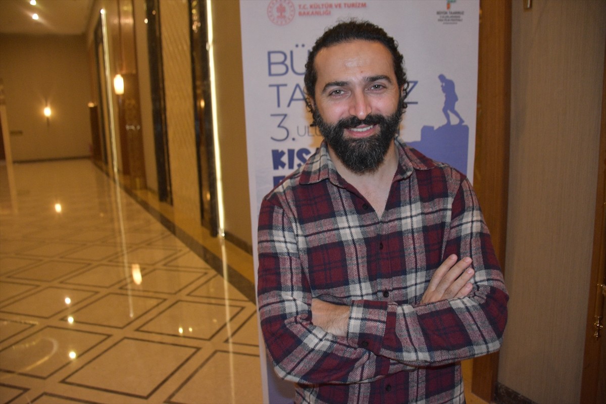 Filistinli yazar ve yönetmen Nawras Abu Saleh (sağda), Afyonkarahisar Valiliği ev sahipliğinde...