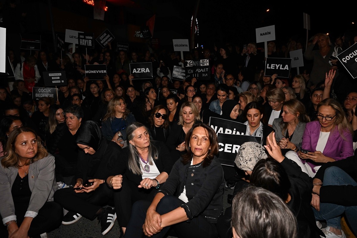 CHP Kadın Kolları Genel Başkanlığınca "11 Ekim Dünya Kız Çocukları Günü" dolayısıyla Ankara'da...