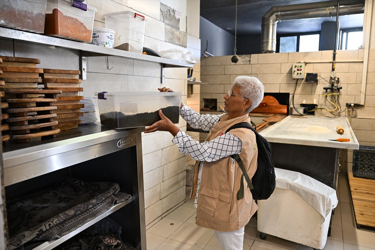 Adana Tarım ve Orman Müdürlüğü ekipleri, gıda işletmelerinde denetim gerçekleştirdi.