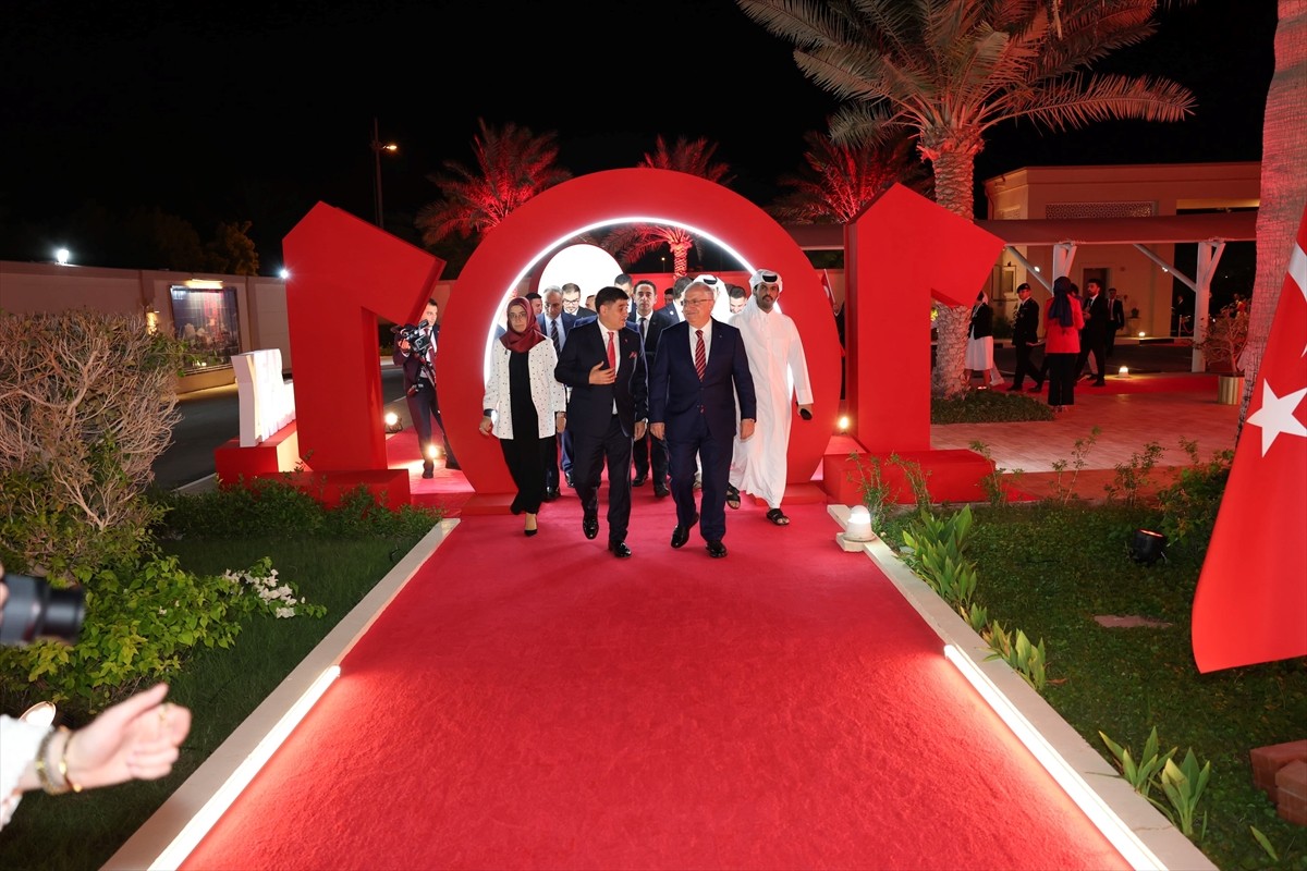 Milli Savunma Bakanı Yaşar Güler, Katar ziyareti kapsamında Türkiye'nin Doha Büyükelçiliğince...
