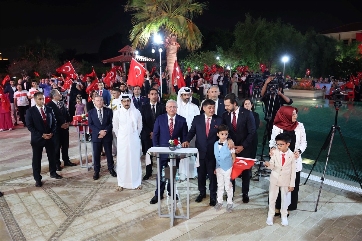 Milli Savunma Bakanı Yaşar Güler, Katar ziyareti kapsamında Türkiye'nin Doha Büyükelçiliğince...