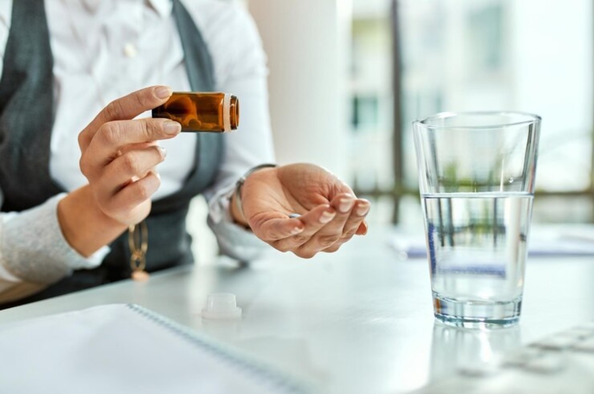 Eş dost tavsiyesiyle kullanılan antidepresanlar tehlike saçıyor!